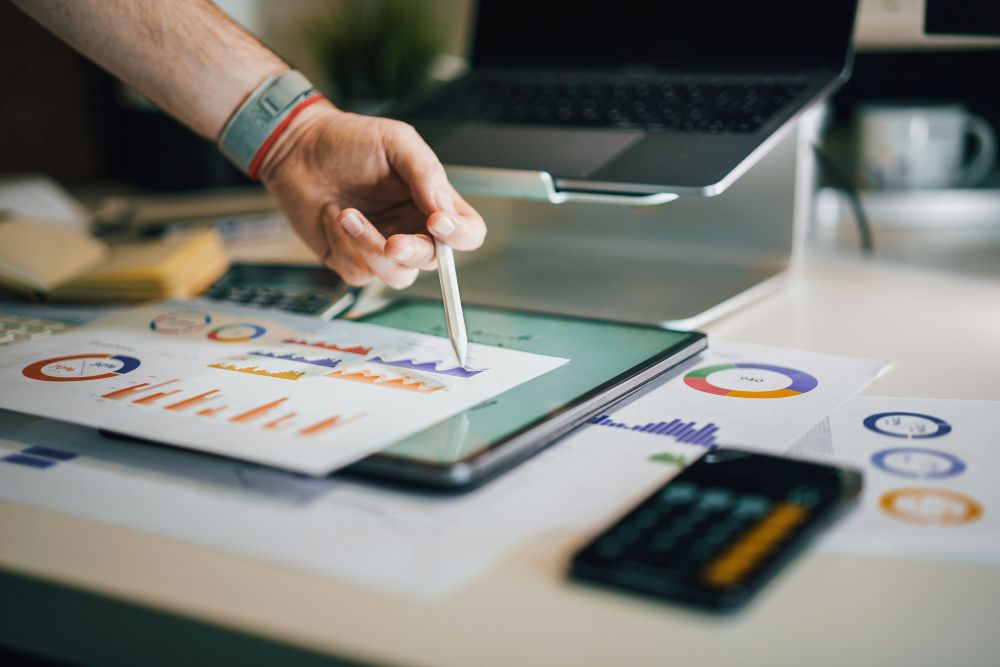 b2b case study revenue